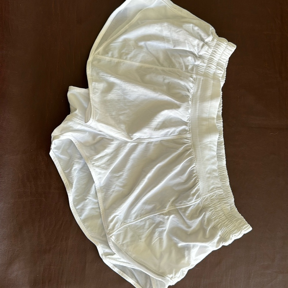 Lulu Lemon Hotty Hot Short - White - Size 10